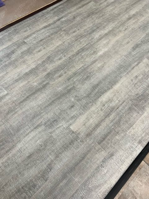 How to Choose Commercial Laminate