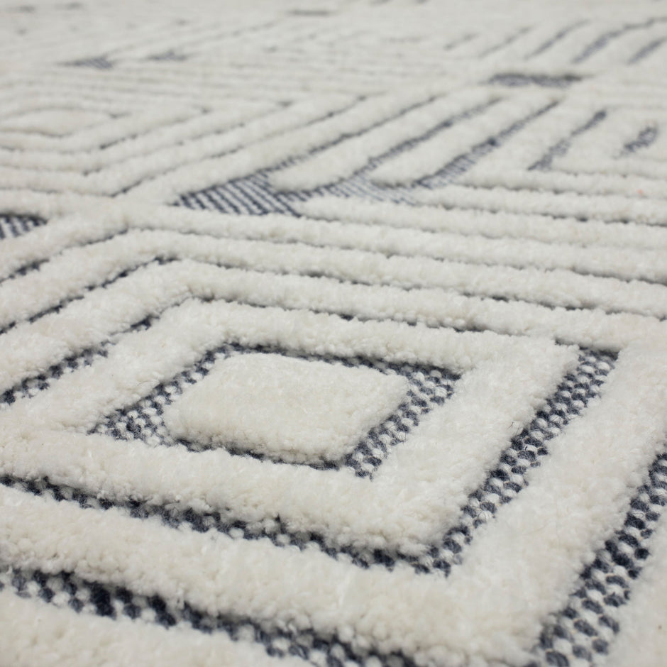 Sirocco Tipaza Black/White by Drew & Jonathan